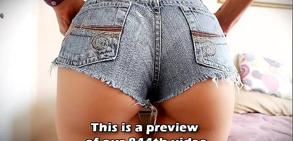 trendsMost Incredible Body Brunette Babe Has Most Perfect Pussy and Ass in Tight Denim Shorts